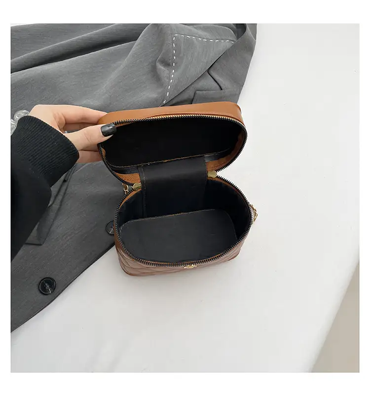 2026 Rhombus Chain Shoulder Crossbody Bag for Women — feature 26