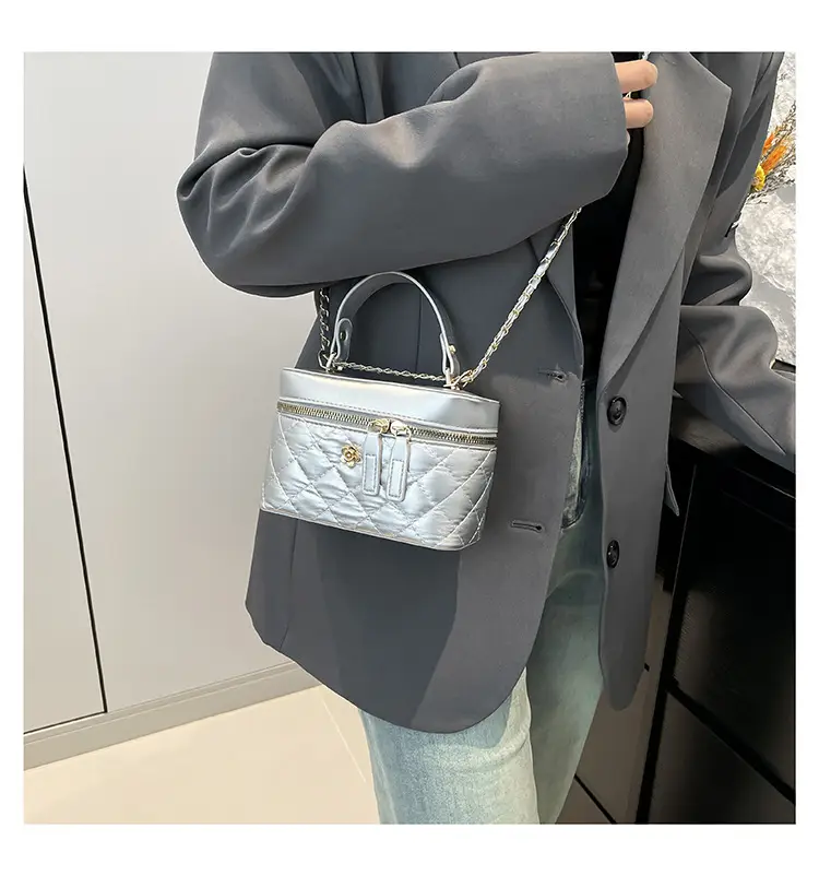 2026 Rhombus Chain Shoulder Crossbody Bag for Women — feature 7
