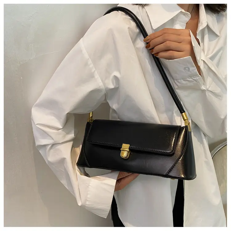 Black Leather Single Shoulder Bag for Women 2025 — feature 11