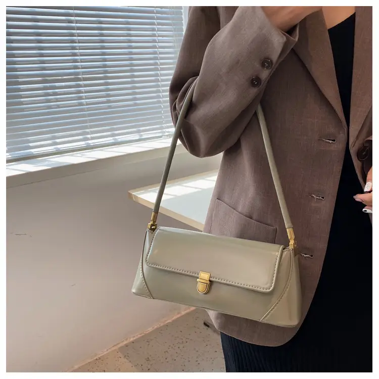 Black Leather Single Shoulder Bag for Women 2025 — feature 17