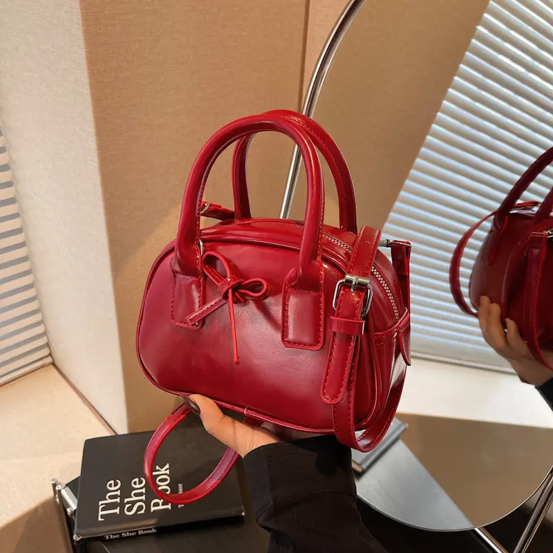 Red Bowknot Shell Handbag for Women