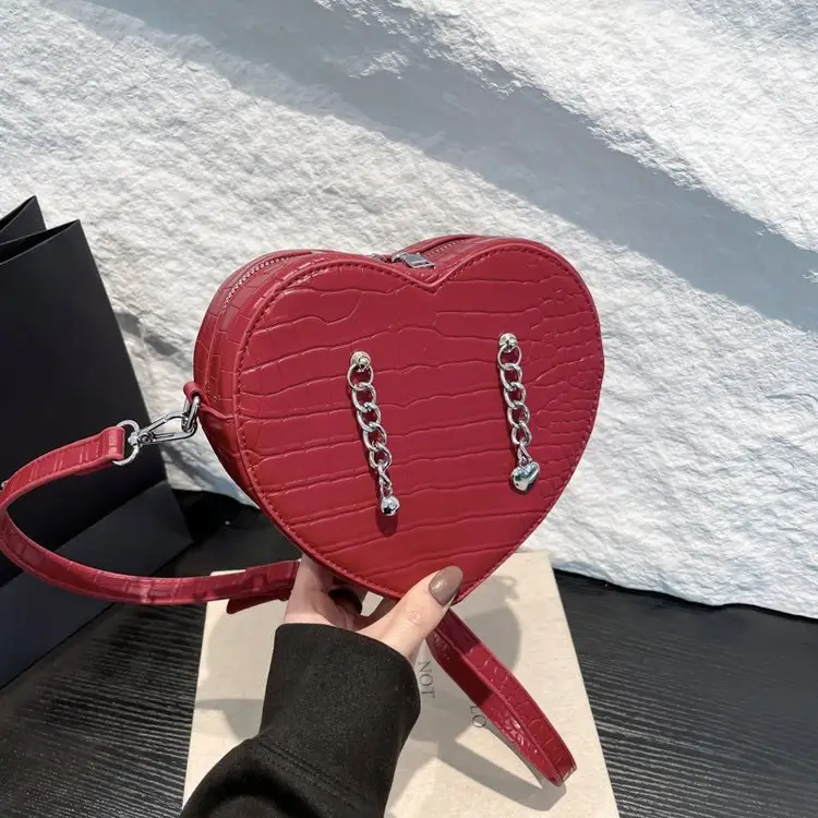 Heart Shape Red PU Chain Bag for Women - Image 2