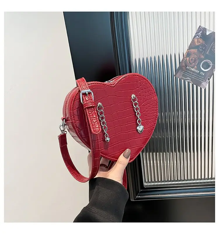 Heart Shape Red PU Chain Bag for Women — feature 15