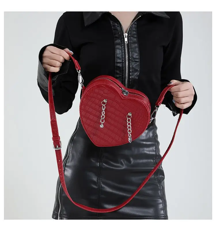 Heart Shape Red PU Chain Bag for Women — feature 6