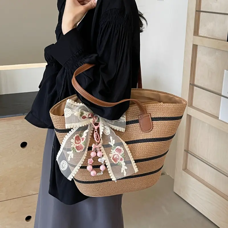 Women Straw Woven Beach Bag Large Capacity 2026