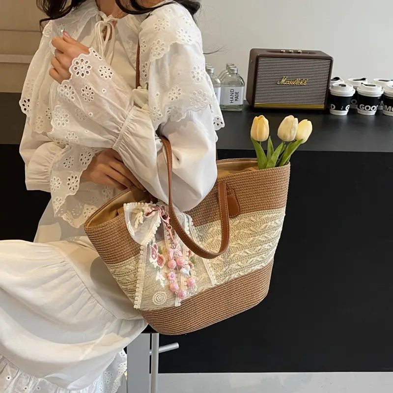 Women Straw Woven Beach Bag Large Capacity 2026