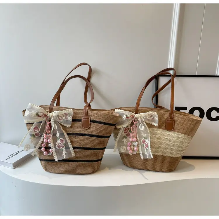 Women Straw Woven Beach Bag Large Capacity 2026 — feature 12