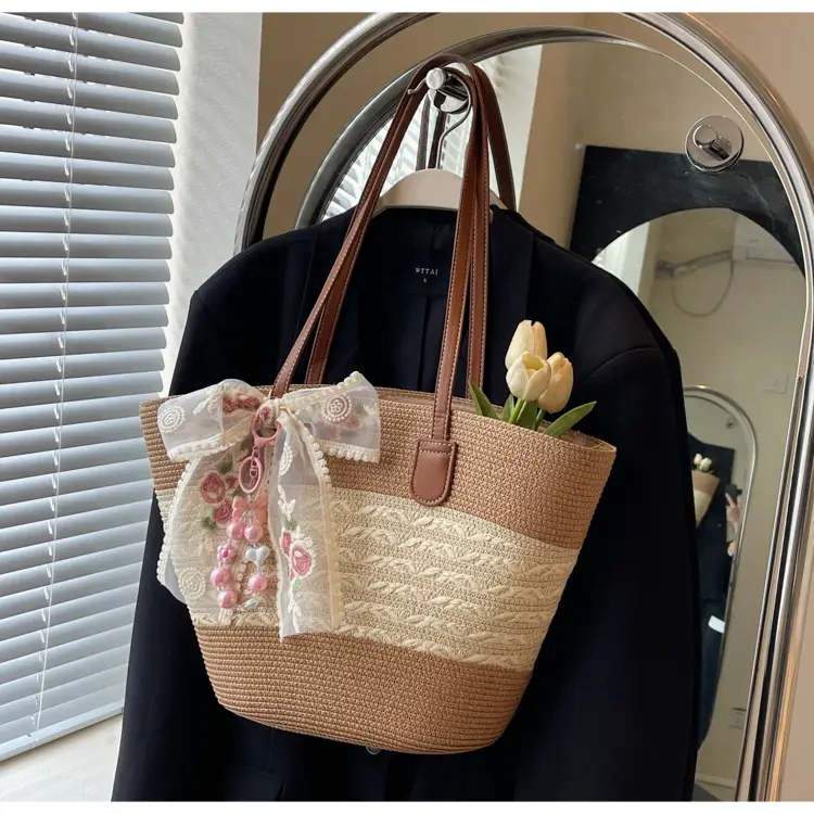 Women Straw Woven Beach Bag Large Capacity 2026 — feature 14