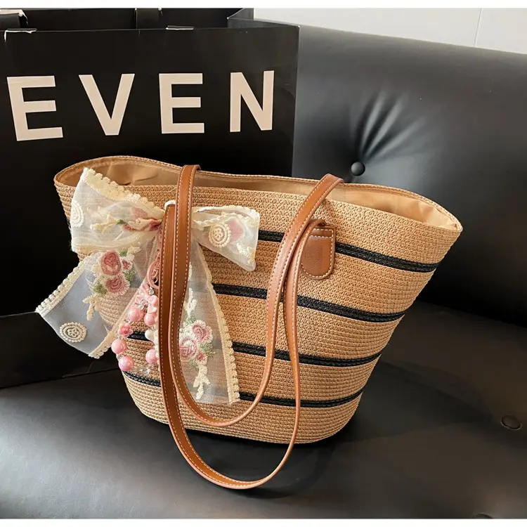 Women Straw Woven Beach Bag Large Capacity 2026 — feature 16