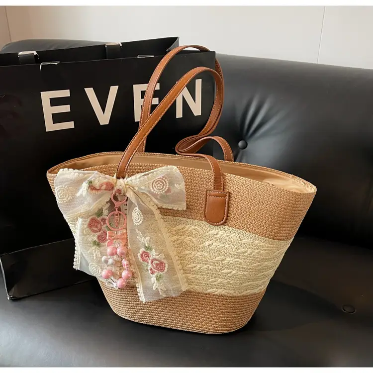 Women Straw Woven Beach Bag Large Capacity 2026 — feature 17