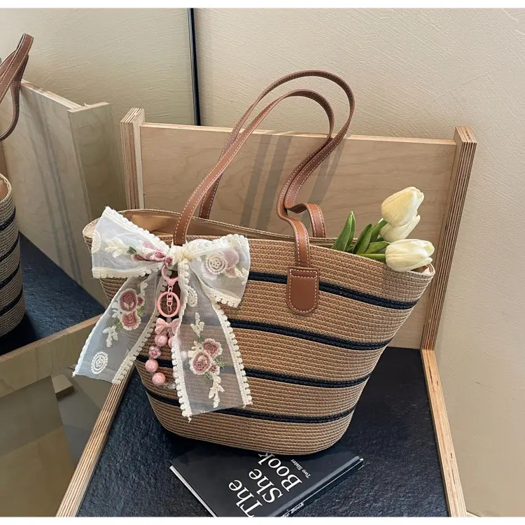 Women Straw Woven Beach Bag Large Capacity 2026 — feature 21