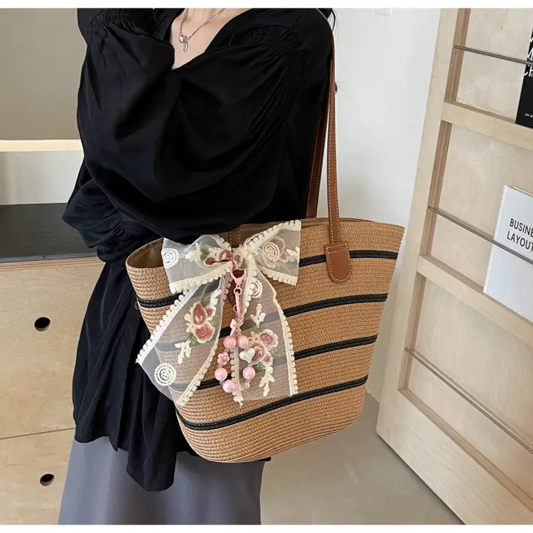 Women Straw Woven Beach Bag Large Capacity 2026 — feature 24