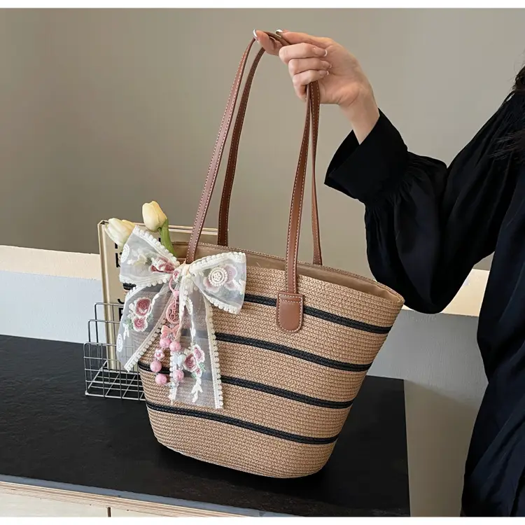 Women Straw Woven Beach Bag Large Capacity 2026 — feature 29