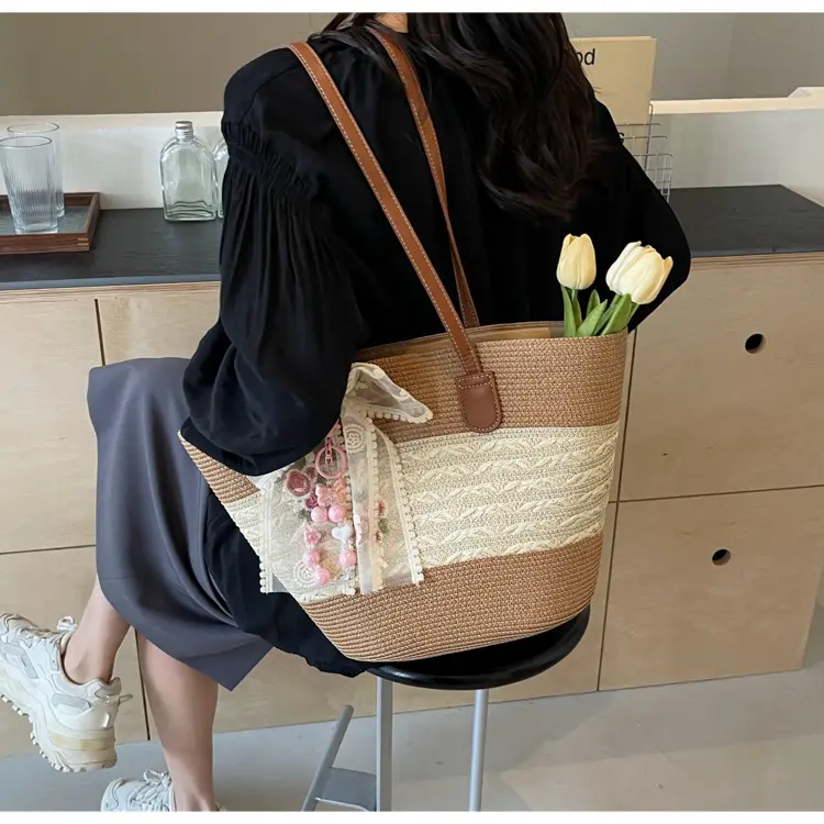 Women Straw Woven Beach Bag Large Capacity 2026 — feature 32