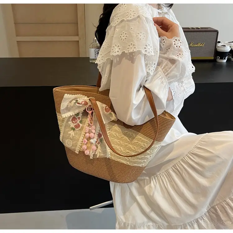 Women Straw Woven Beach Bag Large Capacity 2026 — feature 42