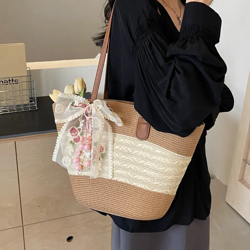 Women Straw Woven Beach Bag Large Capacity 2026