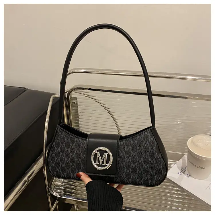 Korean Style Women's Letter Printed Shoulder Bag Brown — feature 15