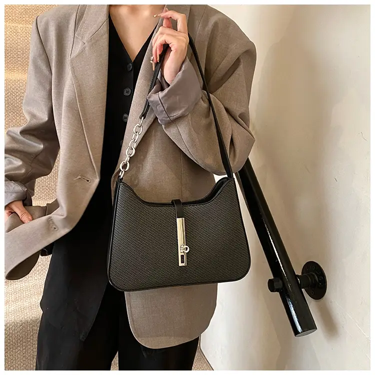 Black Textured Shoulder Bag with Chain Strap — feature 22