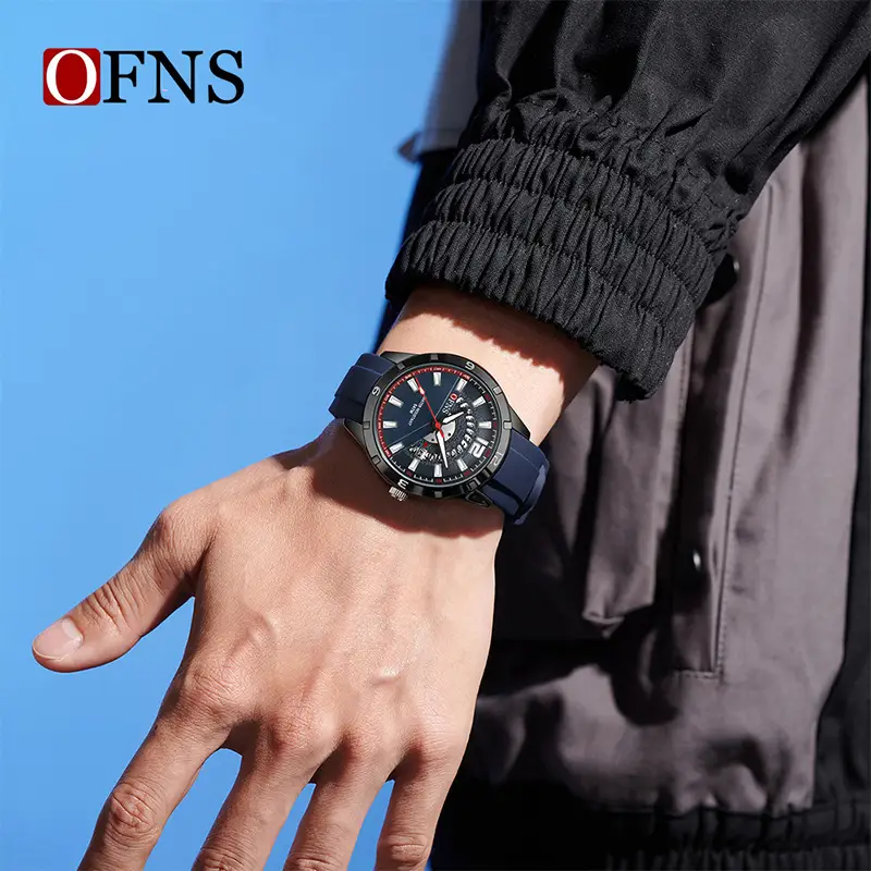 Men's Quartz Watch with Calendar & Silicone Strap - Image 9