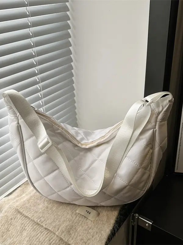 White Rhombic Quilted Shoulder Bag for Women - Image 5