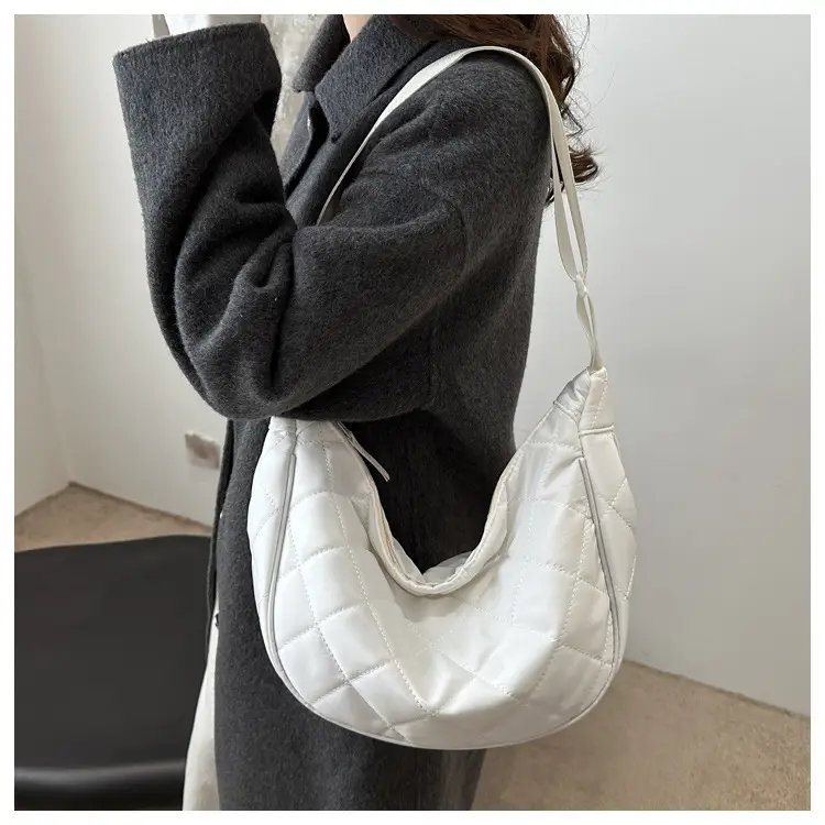 White Rhombic Quilted Shoulder Bag for Women — feature 8