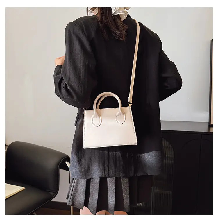 2025 Spring Crossbody Bag Retro Casual Fashion Portable Small Square Bag Women's Simple Popular Western Style Shoulder Bag — feature 16