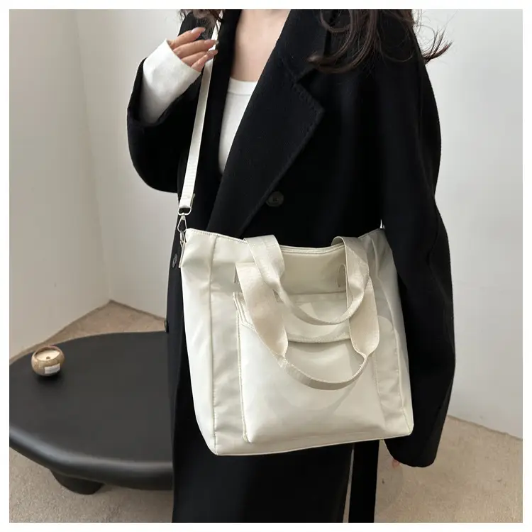 Women's White Canvas Shoulder Bag 2025 Spring — feature 13