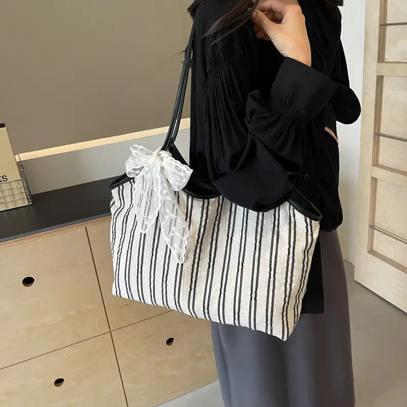 Striped Shoulder Bag for Women Spring 2025 - Image 4