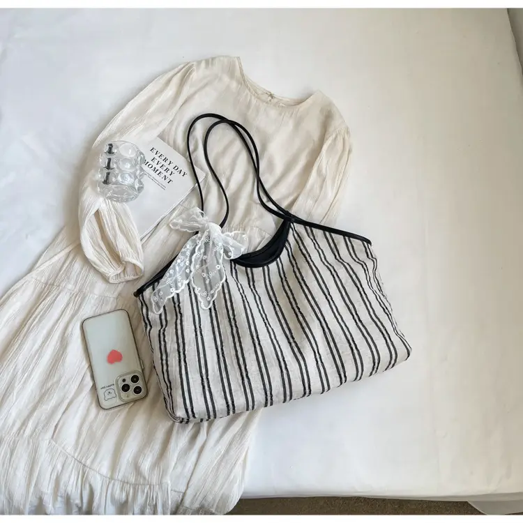 Striped Shoulder Bag for Women Spring 2025 — feature 16