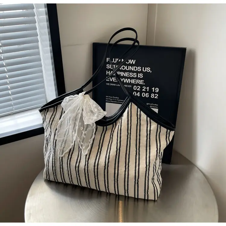 Striped Shoulder Bag for Women Spring 2025 — feature 21