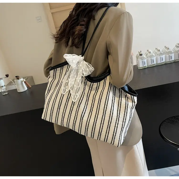 Striped Shoulder Bag for Women Spring 2025 — feature 29