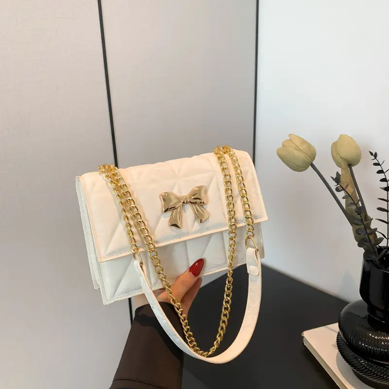 Women's Diamond Bow Chain Shoulder Bag White - Image 5