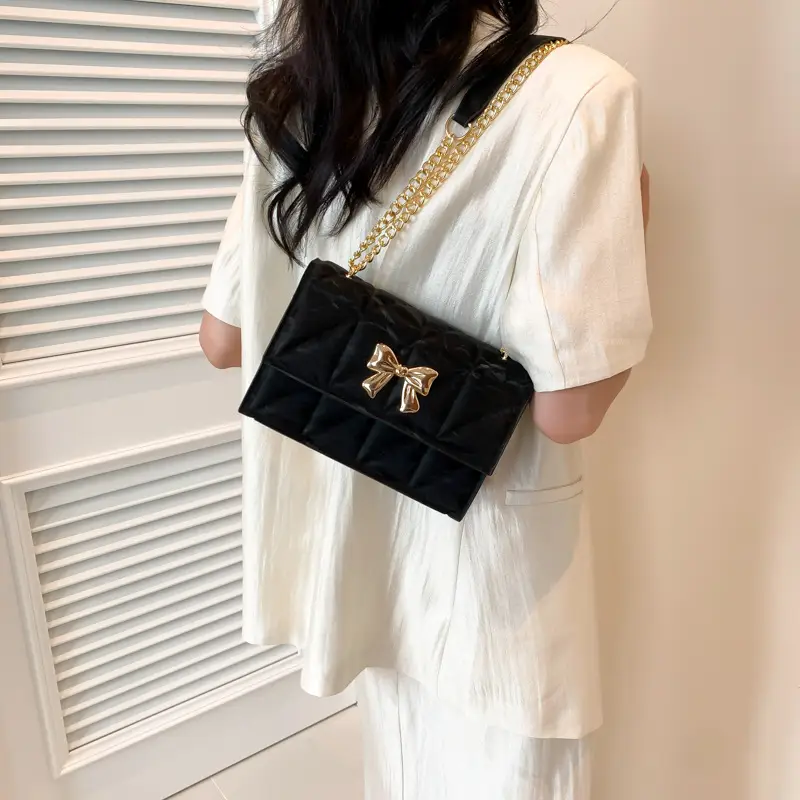 Women's Diamond Bow Chain Shoulder Bag White - Image 7