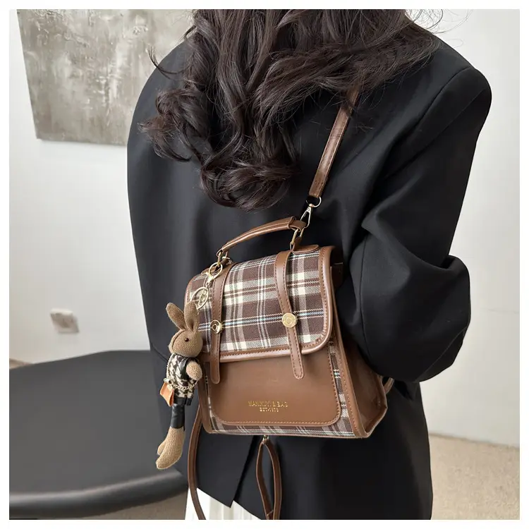 British Style Plaid Shoulder Bag for Women 2025 — feature 11