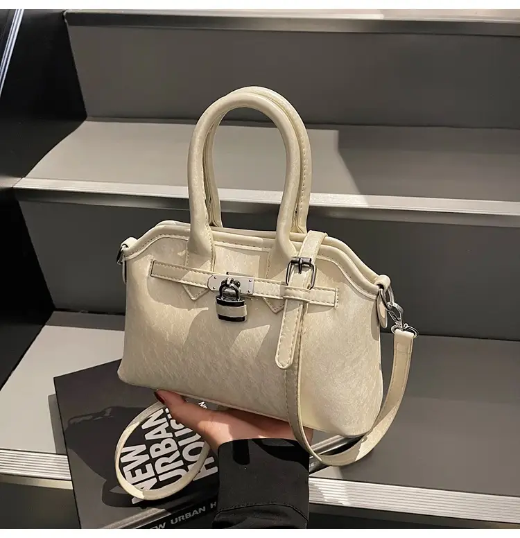 White Retro Shell Shoulder Bag for Women — feature 18