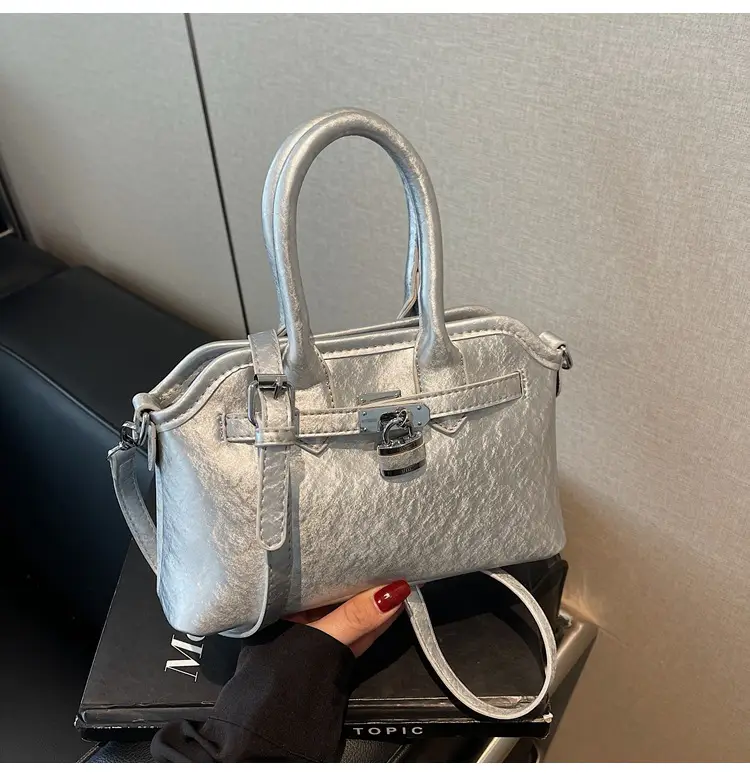 White Retro Shell Shoulder Bag for Women — feature 25