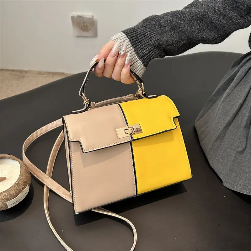 Contrast Gold Button Kelly Bag 2025 New