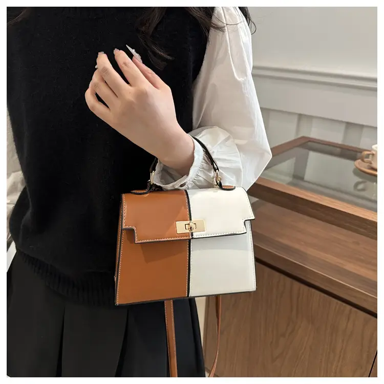 Contrast Gold Button Kelly Bag 2025 New — feature 18