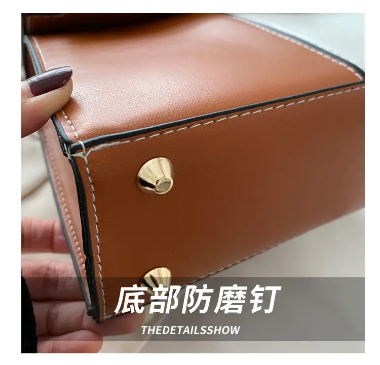 Contrast Gold Button Kelly Bag 2025 New — feature 5