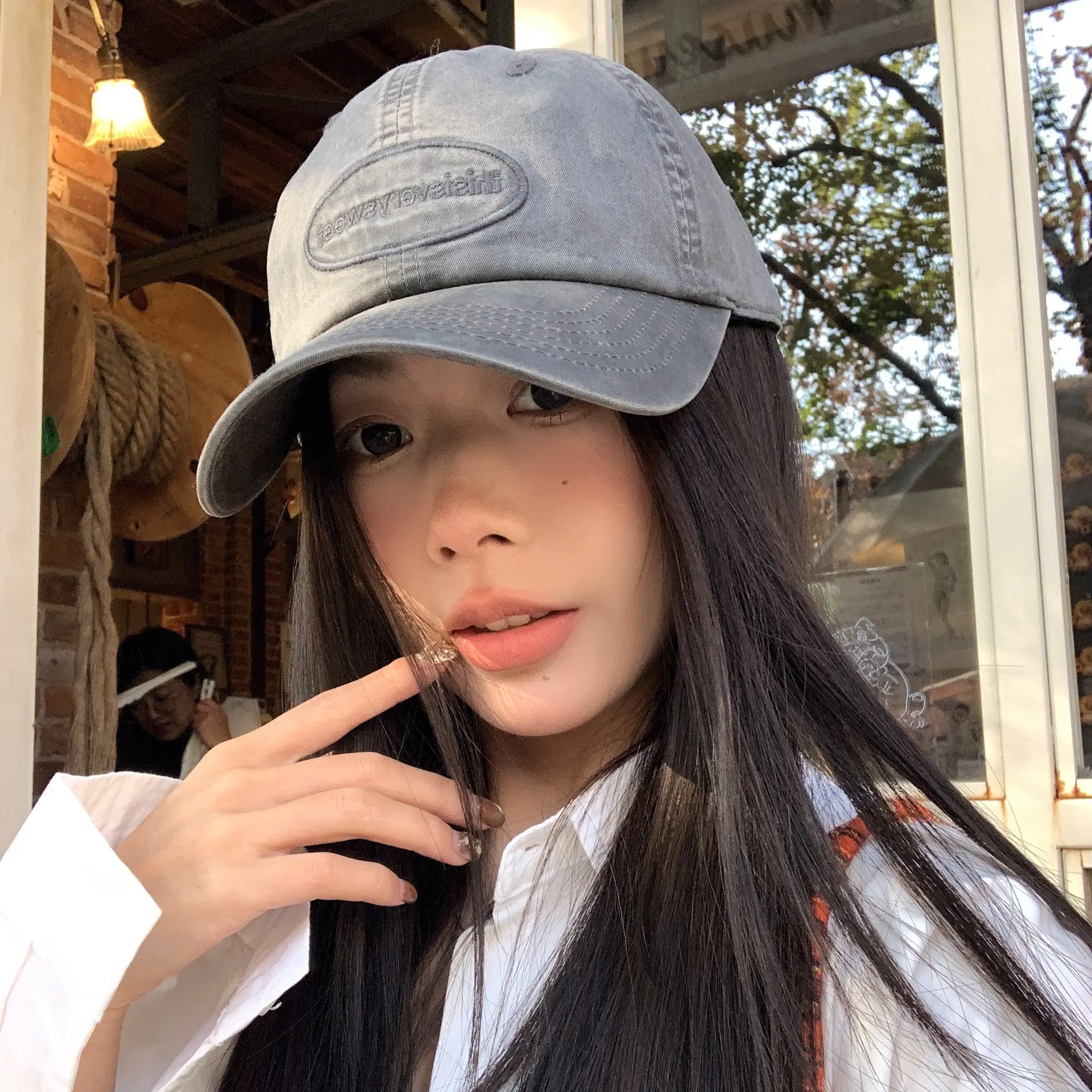 Women's Korean-style Baseball Cap with Logo - Image 3