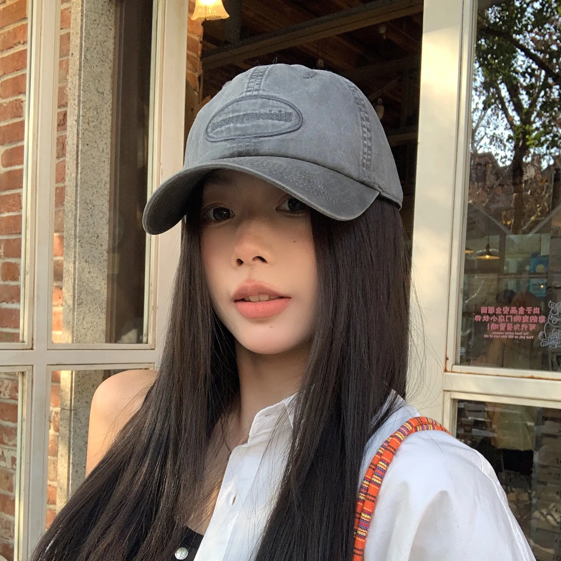 Women's Korean-style Baseball Cap with Logo - Image 5