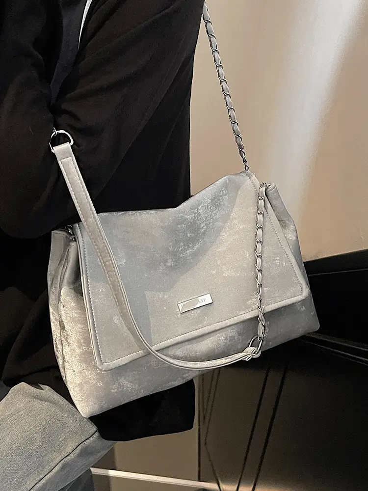 Korean Style Silver Chain Shoulder Bag for Women