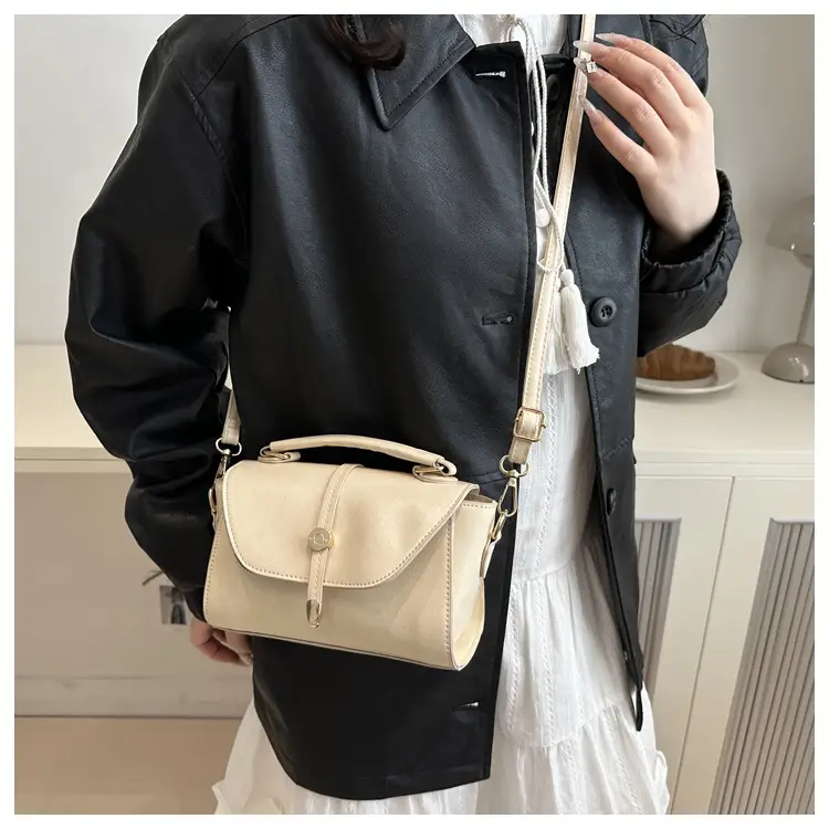 Women's Beige Crossbody Bag for Summer 2025 — feature 6