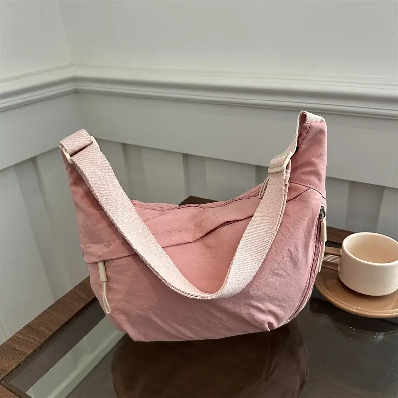 Pink Nylon Shoulder Bag for Women, 2025 New Style, Large Capacity, Lightweight, Artistic Design - Image 7