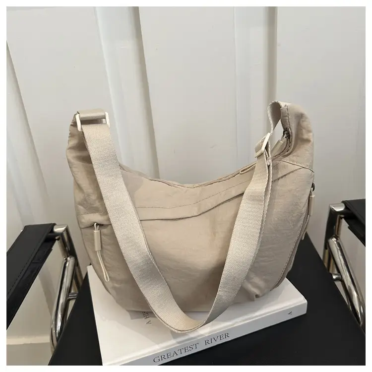 Pink Nylon Shoulder Bag for Women, 2025 New Style, Large Capacity, Lightweight, Artistic Design - Image 5