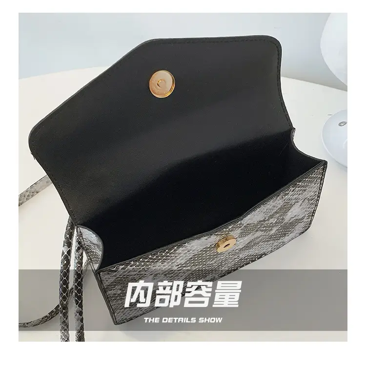 Women's Snake Pattern Crossbody Bag 2025 — feature 7