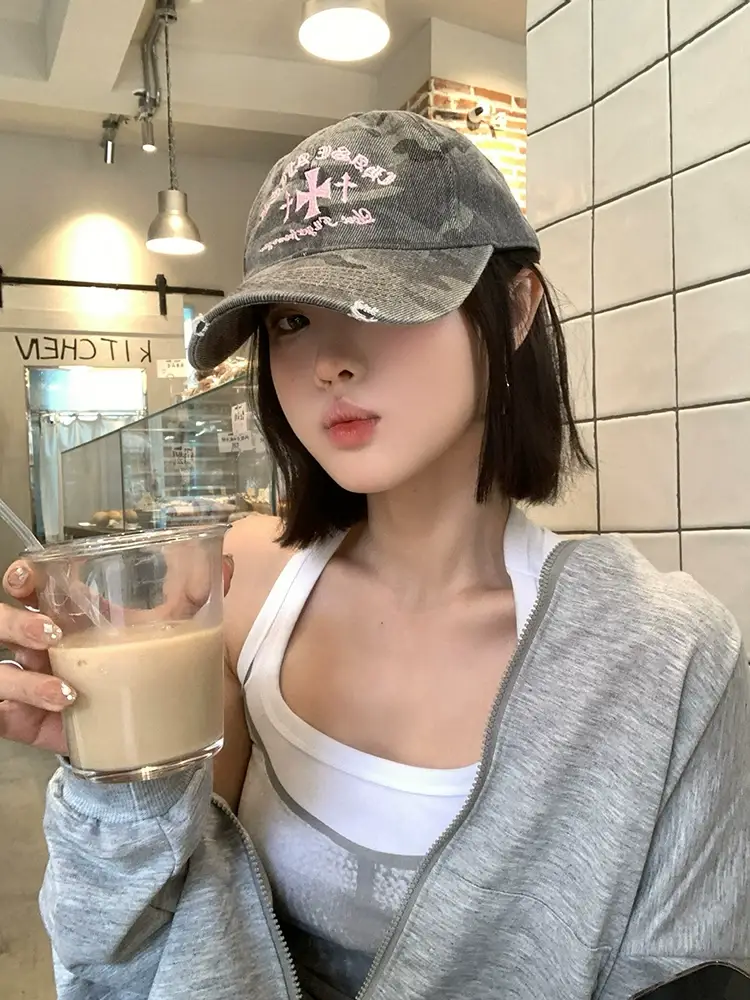 Mingdong Camo Baseball Cap with Embroidery Hole — feature 1
