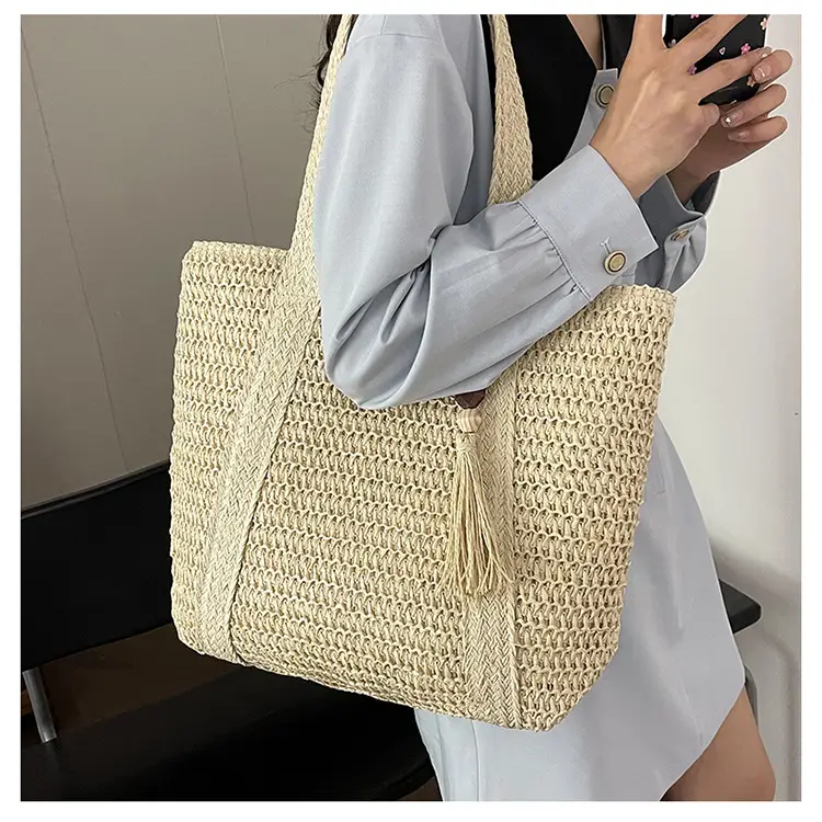 Green Woven Straw Tote Bag for Women Large Capacity Casual All-match — feature 14