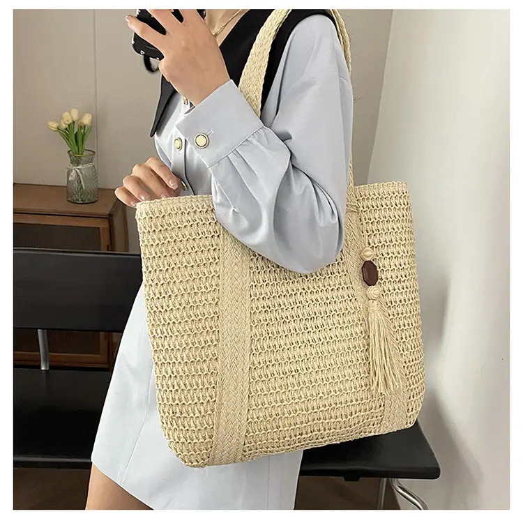 Green Woven Straw Tote Bag for Women Large Capacity Casual All-match — feature 15