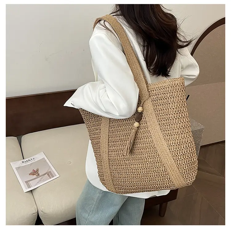 Green Woven Straw Tote Bag for Women Large Capacity Casual All-match — feature 9